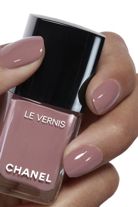 chanel nails afterglow|Chanel le vernis nail color.